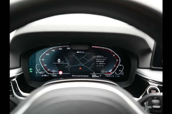 BMW 5 Serie Touring 530e Business Edition Plus PHEV 293pk Dealer O.H. | Trekhaak Af Fabriek | Adaptive Cruise | 360 Camera | Lederen Comfortzetels Verwarmd | Blis | Apple Carplay | Hifi Audio | 19"L.M | Plug In Hybrid |