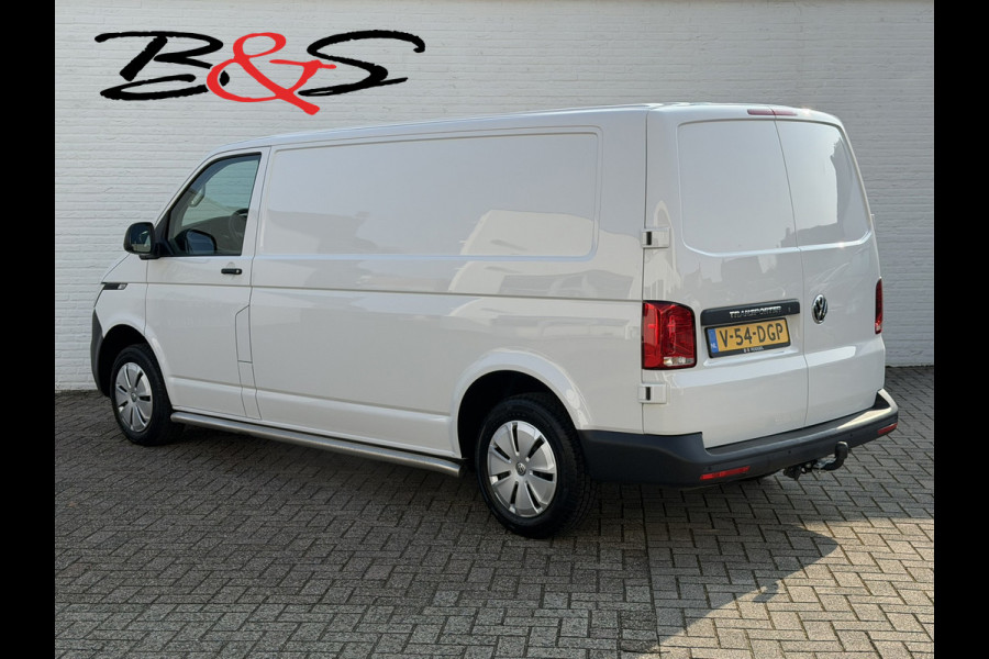 Volkswagen Transporter 2.0 TDI L2H1 Trekhaak Pdc V+A Carplay Navigatie Cruise Airco