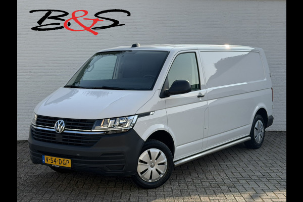 Volkswagen Transporter 2.0 TDI L2H1 Trekhaak Pdc V+A Carplay Navigatie Cruise Airco