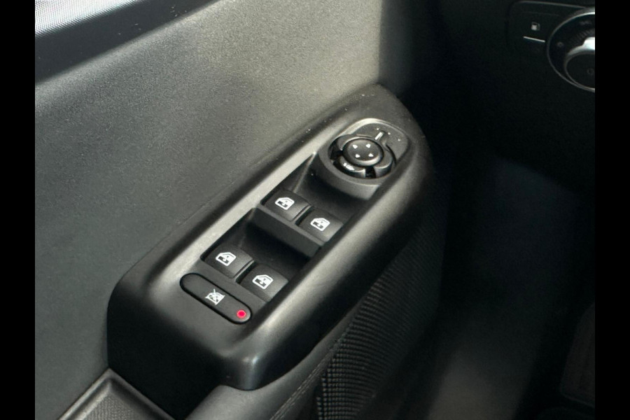 Alfa Romeo Tonale 1.3T PHEV Ti | 360 graden camera | Panoramadak | Stoelverwarming | Navigatiesysteem | Adaptive cruise control | Camera