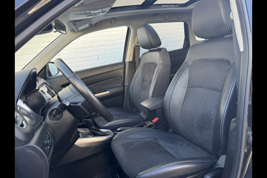 Suzuki Vitara 1.5 Hybrid Automaat Full led Panorama Clima Dab+ Carplay Camera Trekhaak Keyless