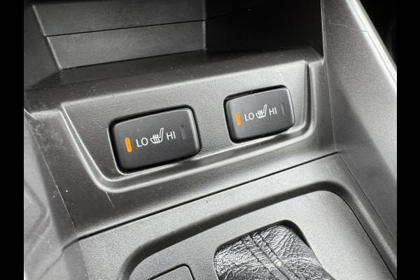 Suzuki Vitara 1.5 Hybrid Automaat Full led Panorama Clima Dab+ Carplay Camera Trekhaak Keyless