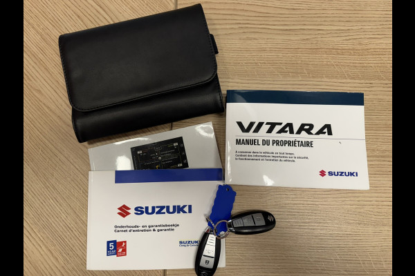 Suzuki Vitara 1.5 Hybrid Automaat Full led Panorama Clima Dab+ Carplay Camera Trekhaak Keyless