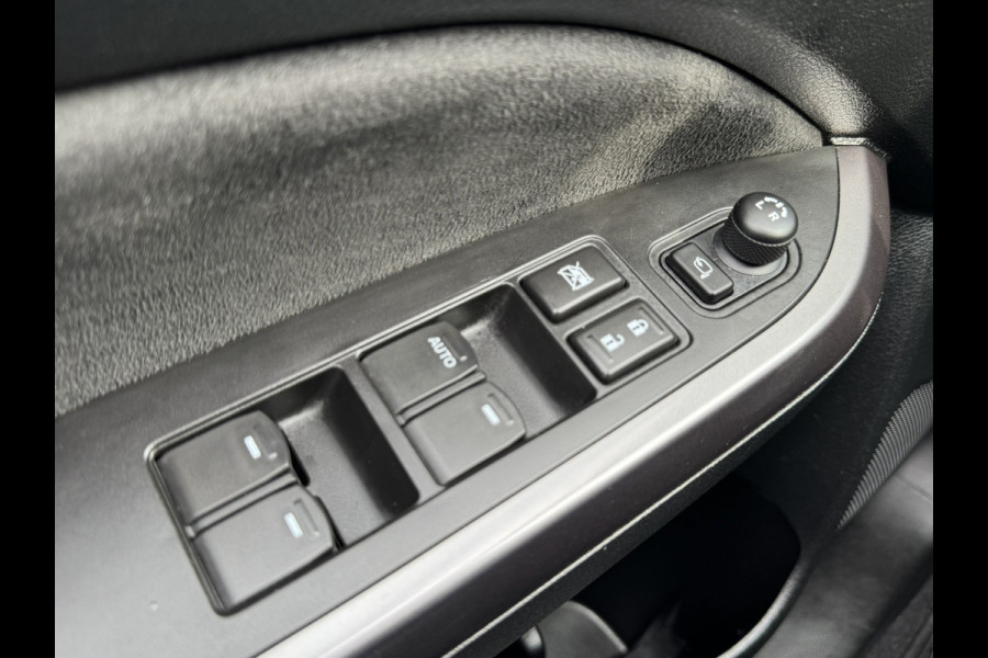 Suzuki Vitara 1.5 Hybrid Automaat Full led Panorama Clima Dab+ Carplay Camera Trekhaak Keyless