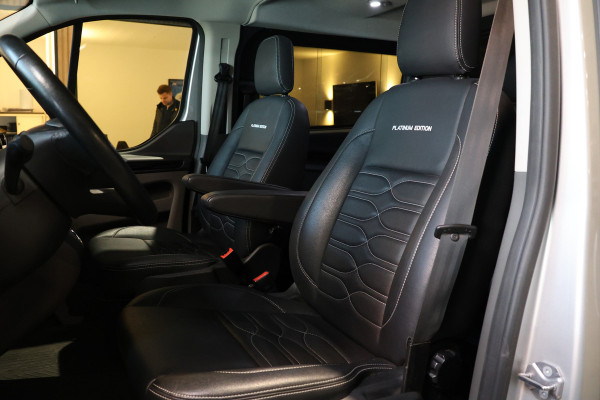 Ford Transit Custom 320 2.0 TDCI DC L2H1 Platinum Edition | Dubbel Cabine | Bi-Xenon | CarPlay | Navigatie | Lederen bekleding | Camera | Dodehoek d | Trekhaak | Nieuwe APK | NAP Logisch