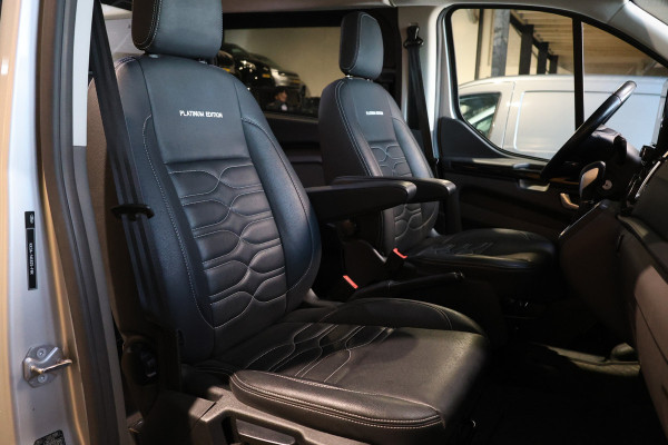 Ford Transit Custom 320 2.0 TDCI DC L2H1 Platinum Edition | Dubbel Cabine | Bi-Xenon | CarPlay | Navigatie | Lederen bekleding | Camera | Dodehoek d | Trekhaak | Nieuwe APK | NAP Logisch