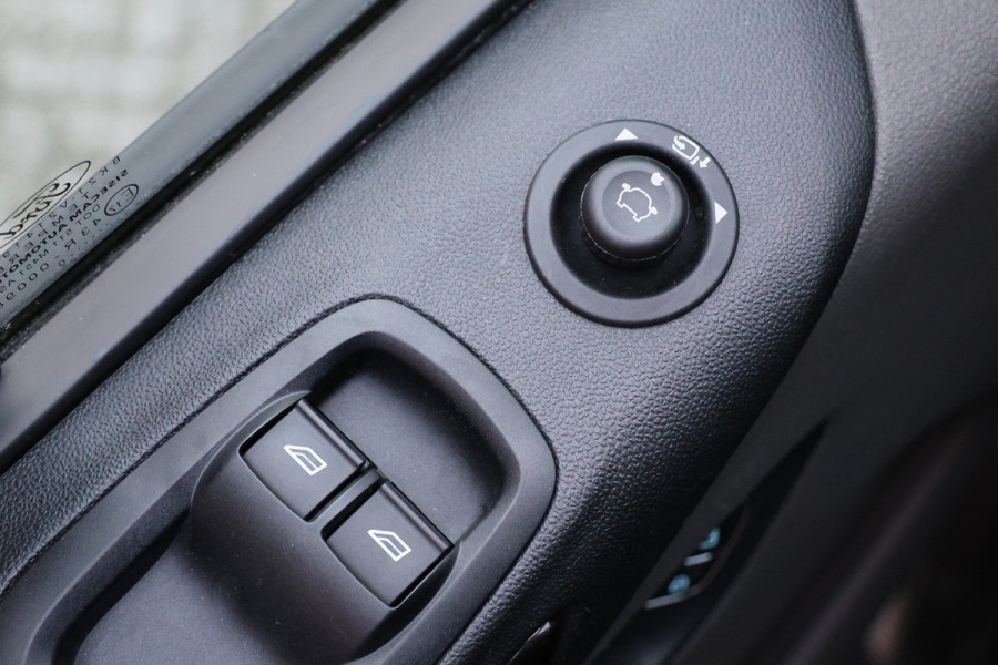 Ford Transit Custom 320 2.0 TDCI DC L2H1 Platinum Edition | Dubbel Cabine | Bi-Xenon | CarPlay | Navigatie | Lederen bekleding | Camera | Dodehoek d | Trekhaak | Nieuwe APK | NAP Logisch