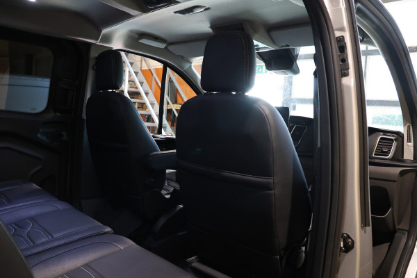 Ford Transit Custom 320 2.0 TDCI DC L2H1 Platinum Edition | Dubbel Cabine | Bi-Xenon | CarPlay | Navigatie | Lederen bekleding | Camera | Dodehoek d | Trekhaak | Nieuwe APK | NAP Logisch