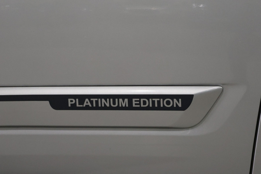 Ford Transit Custom 320 2.0 TDCI DC L2H1 Platinum Edition | Dubbel Cabine | Bi-Xenon | CarPlay | Navigatie | Lederen bekleding | Camera | Dodehoek d | Trekhaak | Nieuwe APK | NAP Logisch