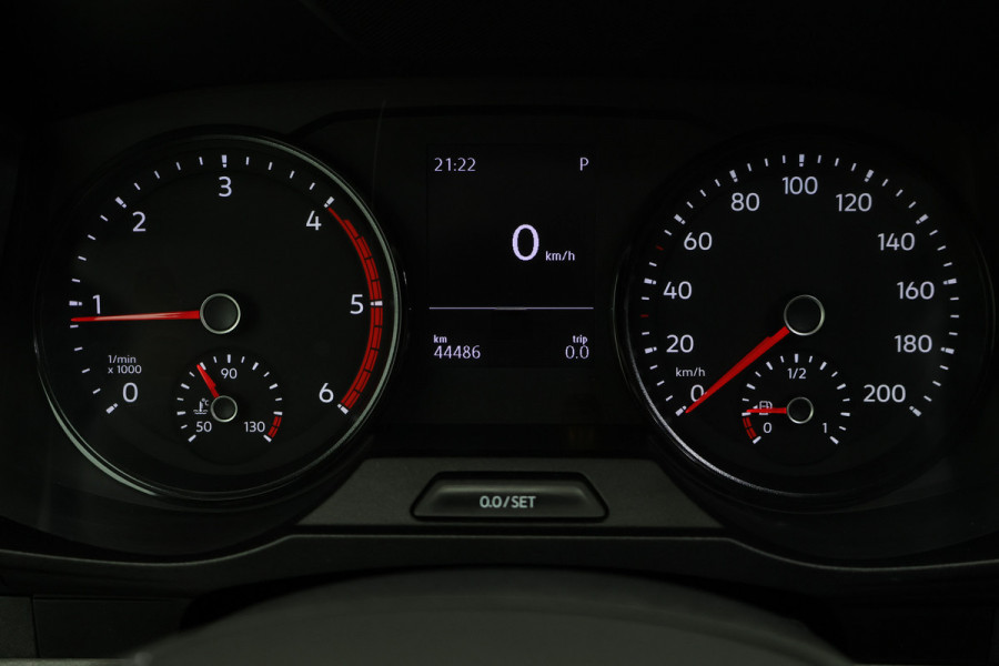 Volkswagen Crafter 35 2.0 TDI DSG L3H3 3-Zits, Camera, Apple Carplay, Trekhaak, PDC