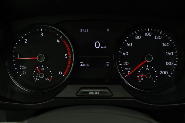 Volkswagen Crafter 35 2.0 TDI DSG L3H3 3-Zits, Camera, Apple Carplay, Trekhaak, PDC