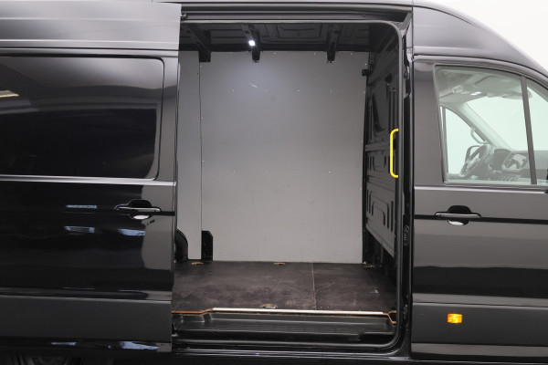 Volkswagen Crafter 35 2.0 TDI DSG L3H3 3-Zits, Camera, Apple Carplay, Trekhaak, PDC