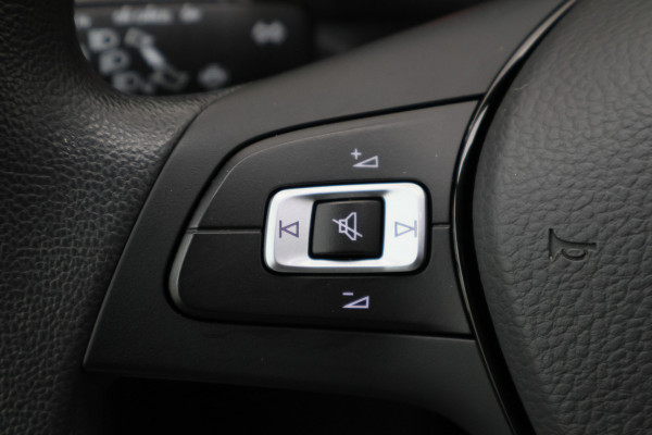 Volkswagen Crafter 35 2.0 TDI DSG L3H3 3-Zits, Camera, Apple Carplay, Trekhaak, PDC