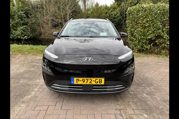 Hyundai Kona EV Fashion Design 64 kWh