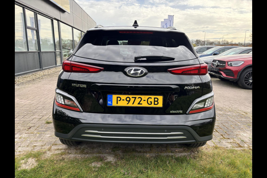 Hyundai Kona EV Fashion Design 64 kWh