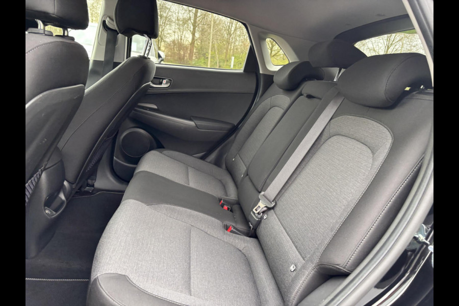 Hyundai Kona EV Fashion Design 64 kWh