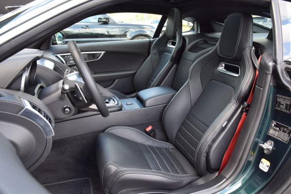 Jaguar F-Type 3.0 V6 RWD R-Dynamic | British Racing Green |