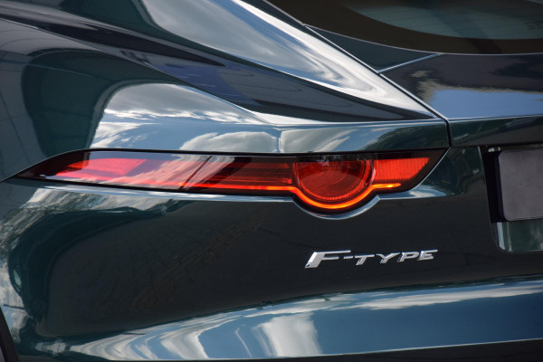 Jaguar F-Type 3.0 V6 RWD R-Dynamic | British Racing Green |