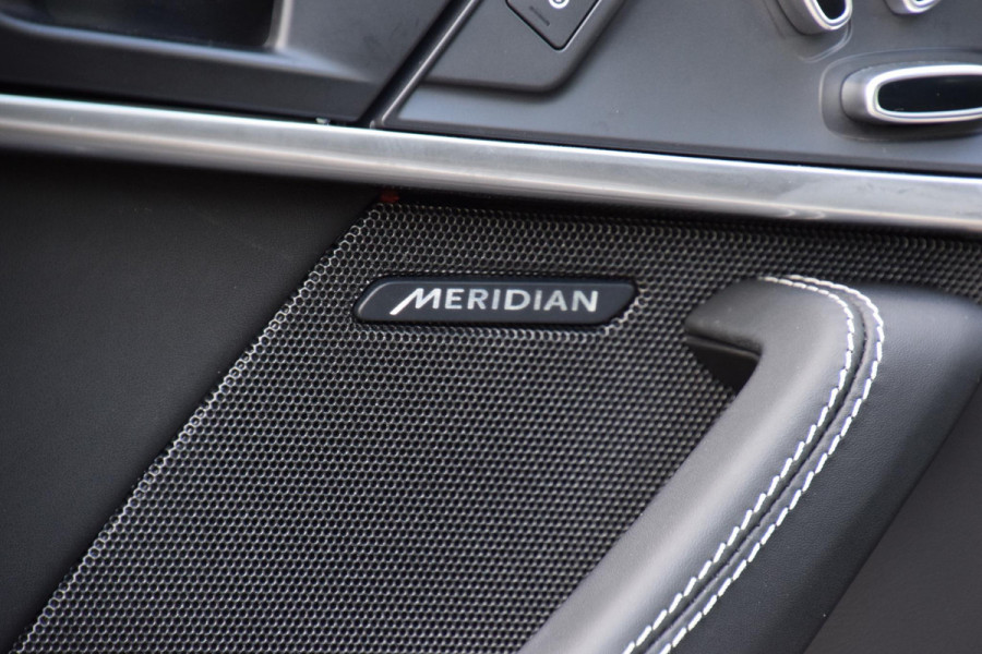 Jaguar F-Type 3.0 V6 RWD R-Dynamic | British Racing Green |