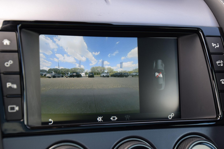 Jaguar F-Type 3.0 V6 RWD R-Dynamic | British Racing Green |