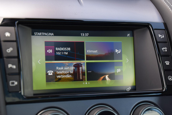 Jaguar F-Type 3.0 V6 RWD R-Dynamic | British Racing Green |