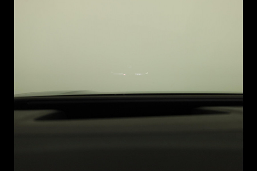 Volkswagen ID.7 Pro Business 77 kWh SOH 100% | 285PK | Navigatie | Camera | Elektrische klep | Warmtepomp