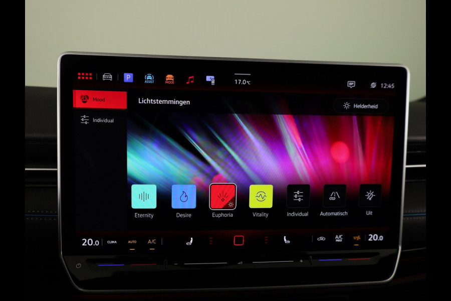 Volkswagen ID.7 Pro Business 77 kWh SOH 100% | 285PK | Navigatie | Camera | Elektrische klep | Warmtepomp