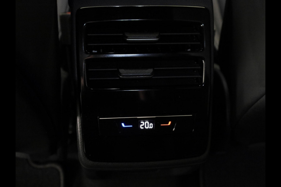 Volkswagen ID.7 Pro Business 77 kWh SOH 100% | 285PK | Navigatie | Camera | Elektrische klep | Warmtepomp