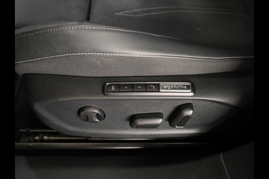 Volkswagen ID.7 Pro Business 77 kWh SOH 100% | 285PK | Navigatie | Camera | Elektrische klep | Warmtepomp