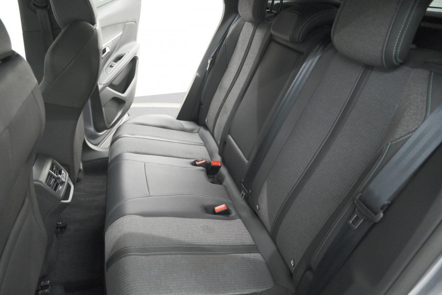 Peugeot 3008 1.6 HYbrid 225 Blue Lease Allure | Camera | Adaptieve Cruise Control | Dodehoekdetectie | Allseason Banden