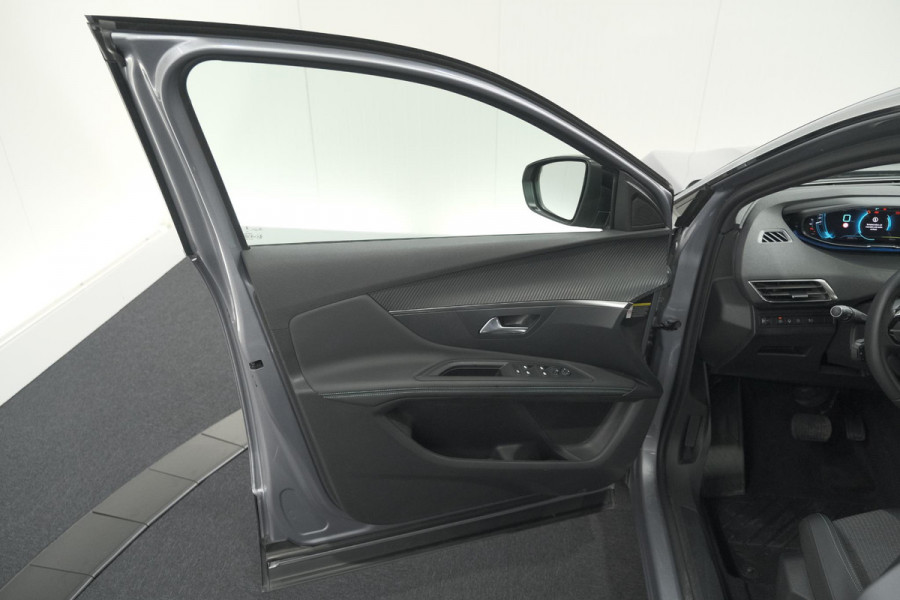 Peugeot 3008 1.6 HYbrid 225 Blue Lease Allure | Camera | Adaptieve Cruise Control | Dodehoekdetectie | Allseason Banden