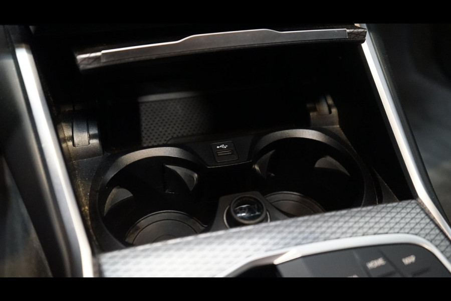 BMW 3 Serie 318i M-Sport AUTOMAAT-ALCANTARA-CARPLAY-CRUISE-DAB-LED-NAVI-M BROOKLYN GREY-SHADOW LINE-Etc.