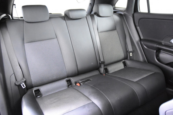 Mercedes-Benz GLA 180 *1ste Eigenaar*Leer*Park assist*Navigatie*