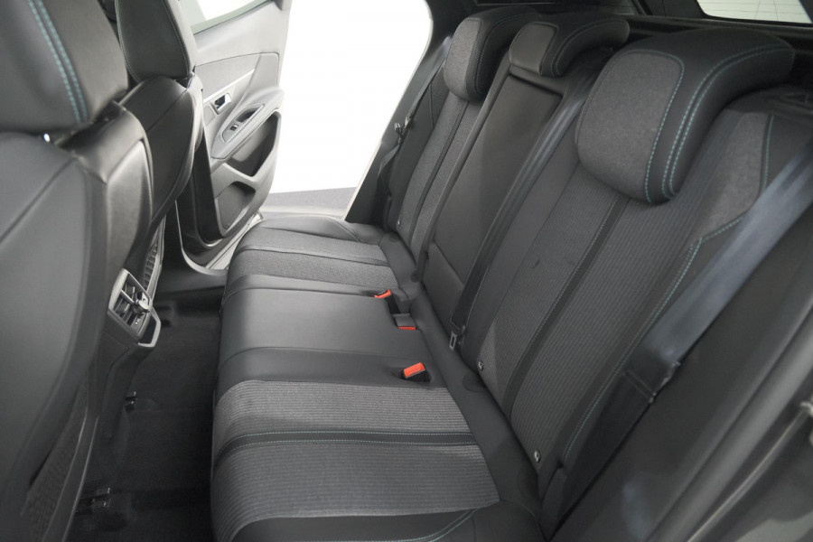 Peugeot 3008 PureTech 130 EAT8 Allure | Camera | Adaptieve Cruise Control | Elektrische Kofferklep