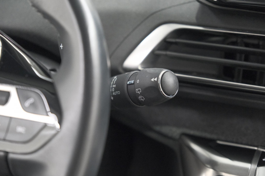 Peugeot 3008 PureTech 130 EAT8 Allure | Camera | Adaptieve Cruise Control | Elektrische Kofferklep