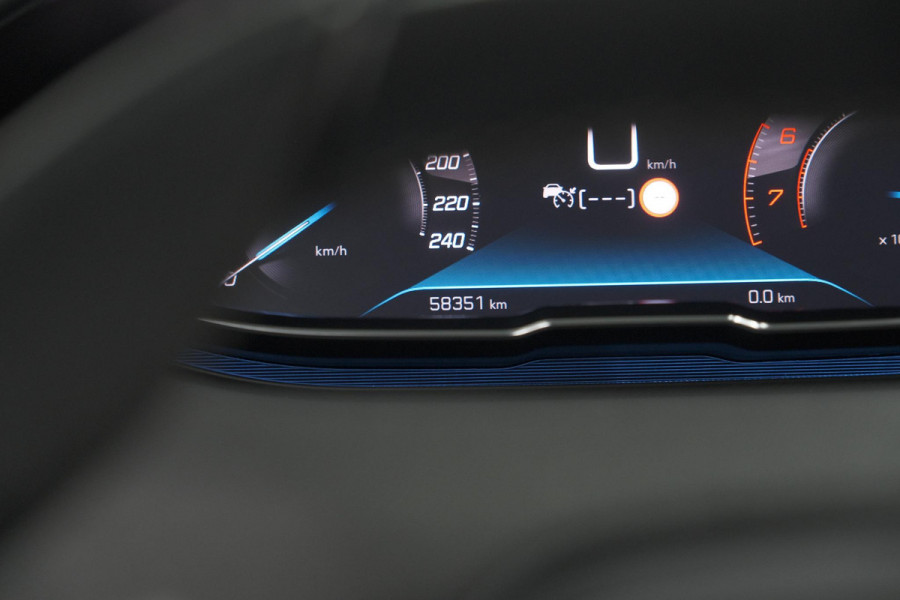 Peugeot 3008 PureTech 130 EAT8 Allure | Camera | Adaptieve Cruise Control | Elektrische Kofferklep