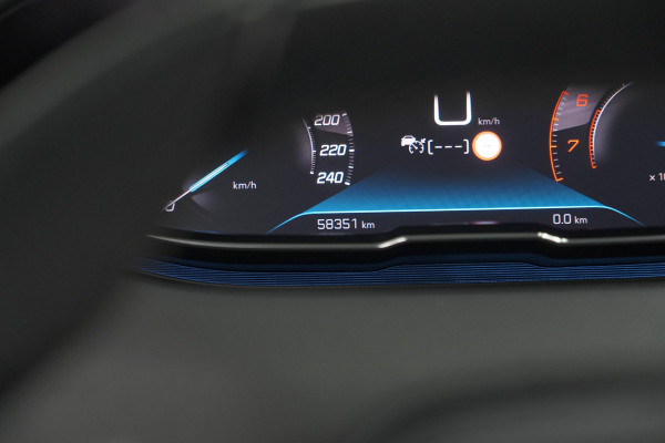Peugeot 3008 PureTech 130 EAT8 Allure | Camera | Adaptieve Cruise Control | Elektrische Kofferklep