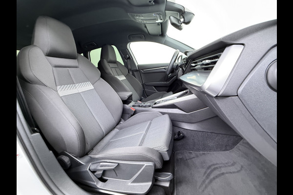 Audi A3 Sportback 30TFSI AUT-7 Adaptive-Cruise Navi Apple Carplay Android Sportstoelen LED-v+a PDC m.Hybrid Ecc Advanced Edition S-Troni Privacy Glas Lmv Led DAB Wifi Regensensor Rijstrooksensor Virtual Cockpit 1e Eigenaar Origineel Nederlandse Auto