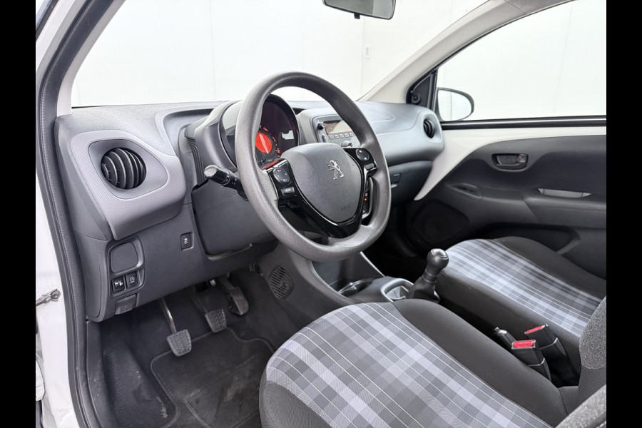 Peugeot 108 1.0 e-VTi 5Drs Airco Bluetooth Carkit Elek.Ramen Pack Premium Active Centrale vergrendeling Afstandsbediend Isofix Led USB ESP Origineel Nederlandse Auto
