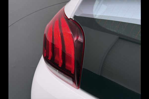 Peugeot 108 1.0 e-VTi 5Drs Airco Bluetooth Carkit Elek.Ramen Pack Premium Active Centrale vergrendeling Afstandsbediend Isofix Led USB ESP Origineel Nederlandse Auto