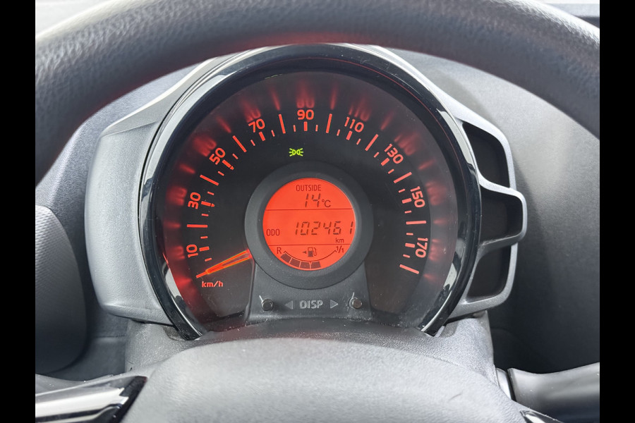 Peugeot 108 1.0 e-VTi 5Drs Airco Bluetooth Carkit Elek.Ramen Pack Premium Active Centrale vergrendeling Afstandsbediend Isofix Led USB ESP Origineel Nederlandse Auto