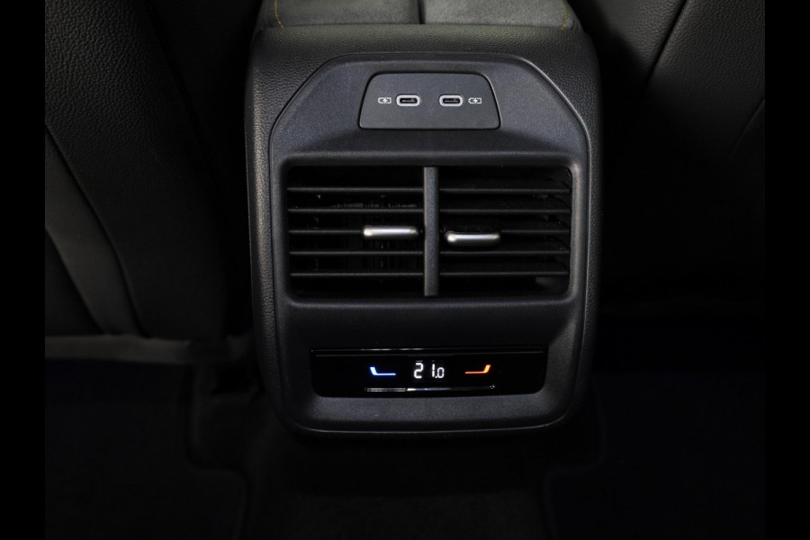 Škoda Superb Combi 1.5 TSI MHEV Business Edition 150pk | Navigatie | Premium Audio | 360° Camera |