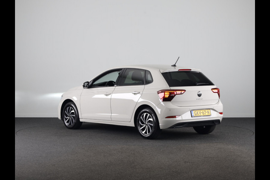 Volkswagen Polo 1.0 TSI Life Edition | Achteruitrijcamera | Airco | Navigatie | Apple carplay & android auto |