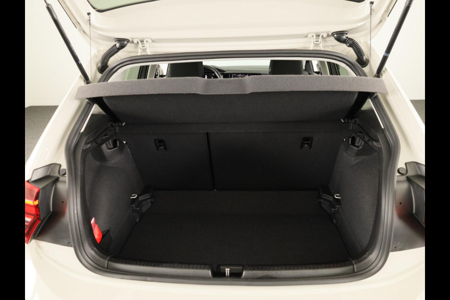 Volkswagen Polo 1.0 TSI Life Edition | Achteruitrijcamera | Airco | Navigatie | Apple carplay & android auto |