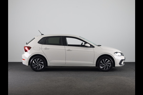 Volkswagen Polo 1.0 TSI Life Edition | Achteruitrijcamera | Airco | Navigatie | Apple carplay & android auto |