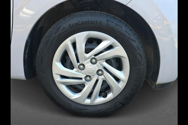 Hyundai i10 1.0 Comfort | Cruisecontrol | Navigatie | Achteruitrijcamera |