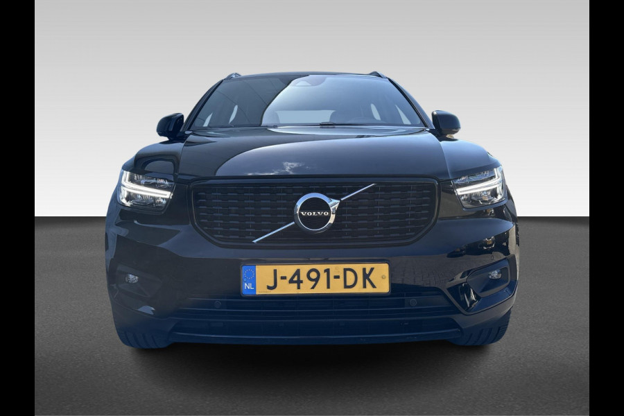 Volvo XC40 1.5 T2 R-Design | Panorama dak | Half leder