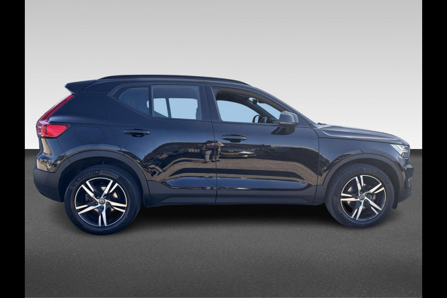 Volvo XC40 1.5 T2 R-Design | Panorama dak | Half leder