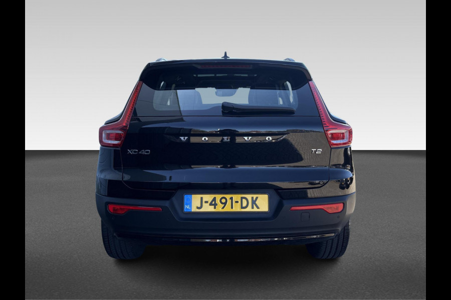Volvo XC40 1.5 T2 R-Design | Panorama dak | Half leder