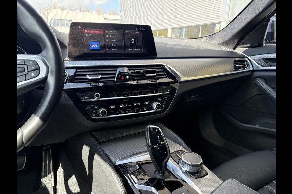 BMW 5 Serie Touring 520i High Executive Edition | M Pakket | Stoelverwarming | Memory | Dealer OH |